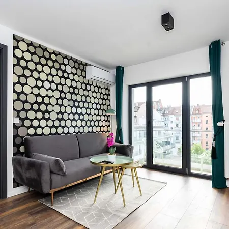 Hotel apartamentowy Eco Smart Premium 3*
