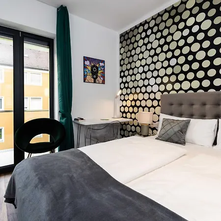 Eco Smart Premium Aparthotel 3*