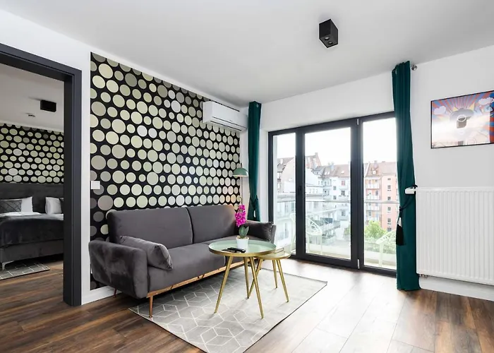 Aparthotel Eco Smart Premium 3*